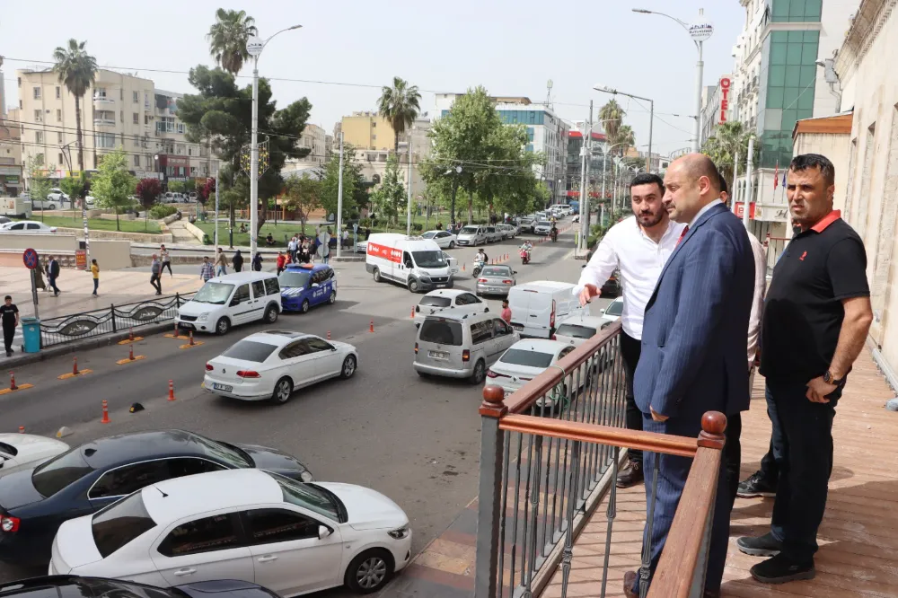GÜLPINAR, ÇUBUKÇU HANI VE HACI KAMİL KONAĞINDAKİ ÇALIŞMALARI İNCELEDİ
