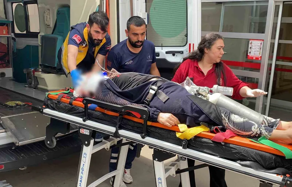 Motosikletten düşerek ağır yaralandı