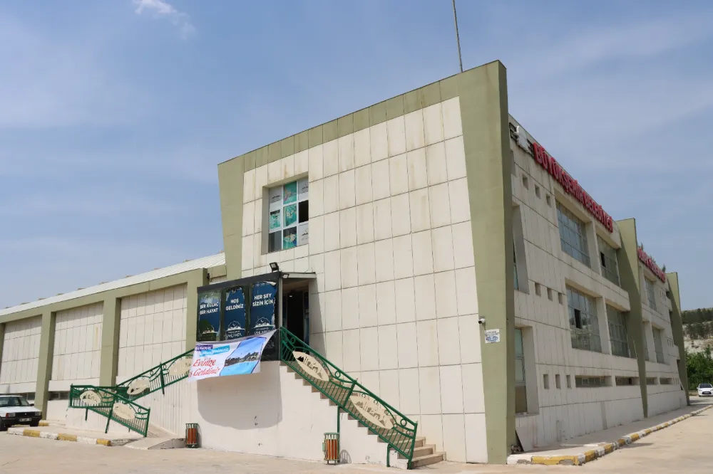 ŞANLIURFA BÜYÜKŞEHİR BELEDİYESİNİN YÜZME HAVUZLARINA YOĞUN İLGİ