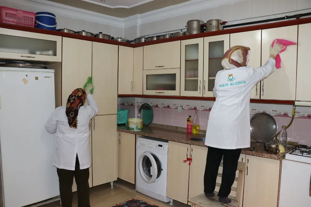 Bayram öncesi evde bakım hizmeti ile yüzler gülüyor