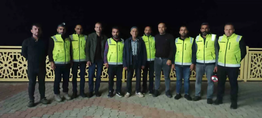 Yabani ot toplarken kaybolan adam saatler sonra bitkin şekilde bulundu