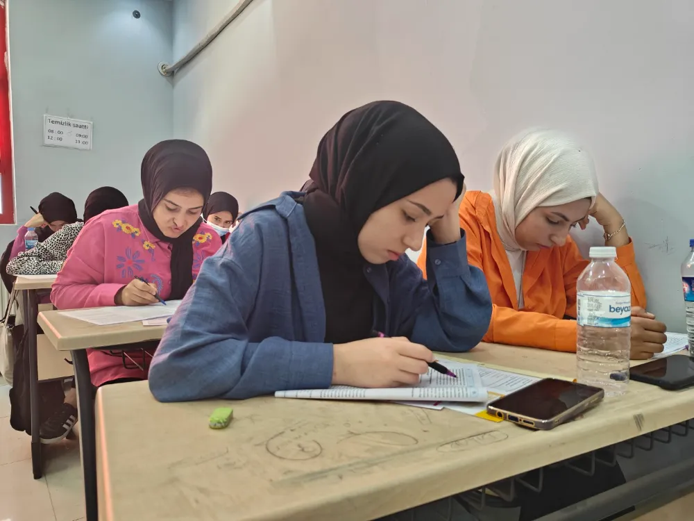 Eyyübiyeli Gençler Sınav Öncesi Son Hazırlıklarını Yapıyor