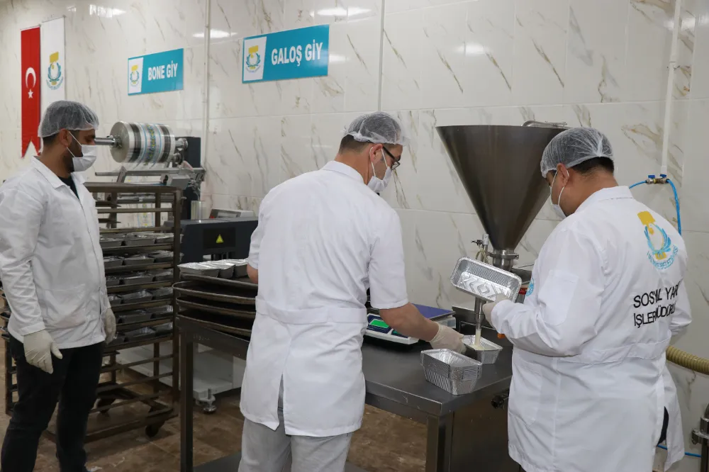 HALİLİYE BELEDİYESİ, GÜNLÜK GLUTENSİZ EKMEK ÜRETİMİNİ SÜRDÜRÜYOR