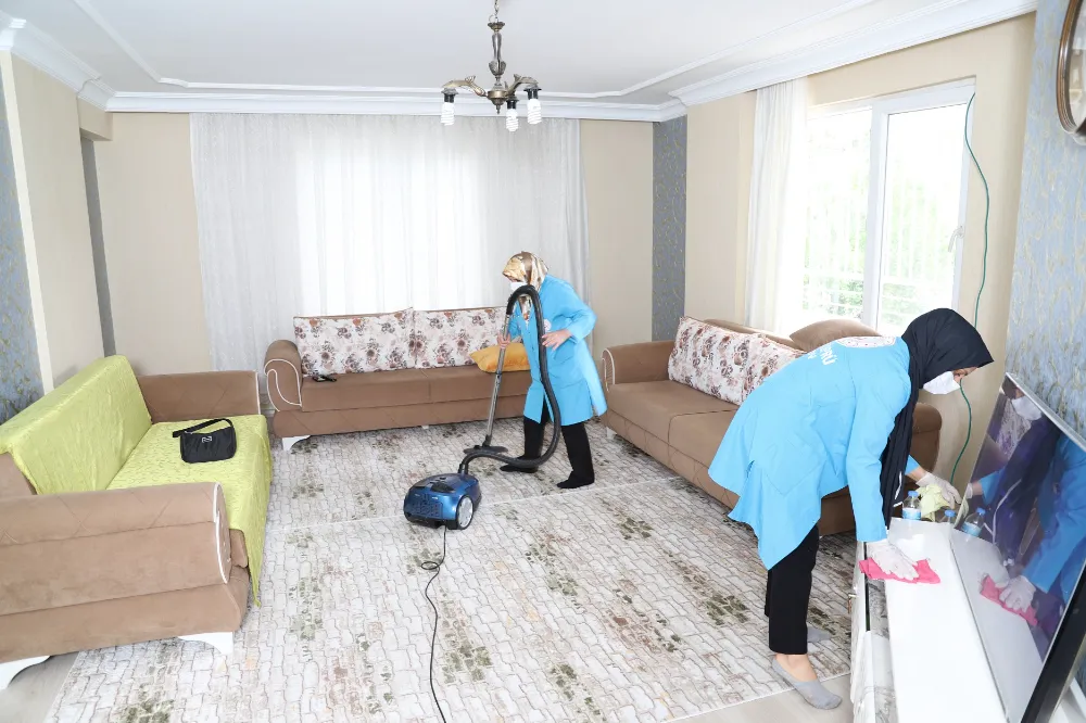 KARAKÖPRÜ’DE YAŞLILAR VE ENGELLİLER UNUTULMUYOR