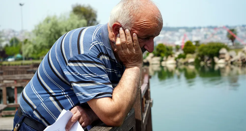 Sahte bankacıya kimlik bilgilerini verdi, 48 bin TL dolandırıldı
