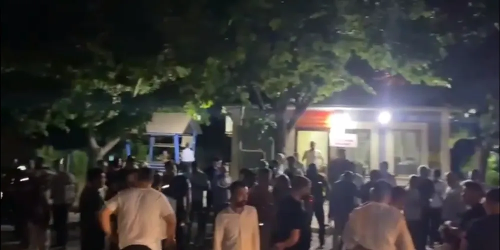 Urfa’da önce tehdit ettiler daha sonra muhtarlığı bastılar
