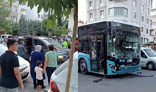 Yolcu Otobüsü İle Hafif Ticari Araç Çarpıştı