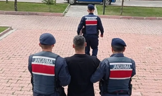Uyuşturucudan aranan şahıs yakalandı