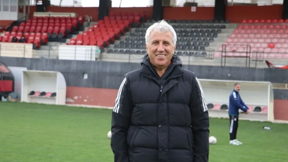 Karaköprü Belediyespor Teknik Direktör ile yollarını ayırdı