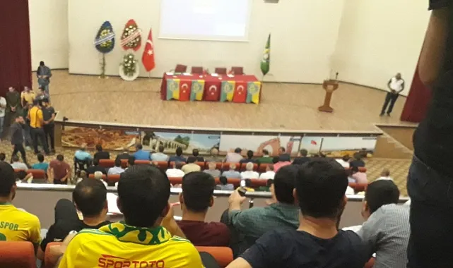 Kongrede çoğunluk sağlanamadı
