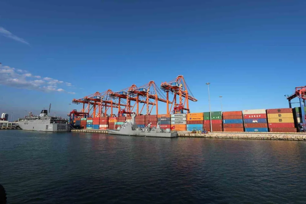 Türk limanlarında elleçlenen yük miktarında artış yaşandı