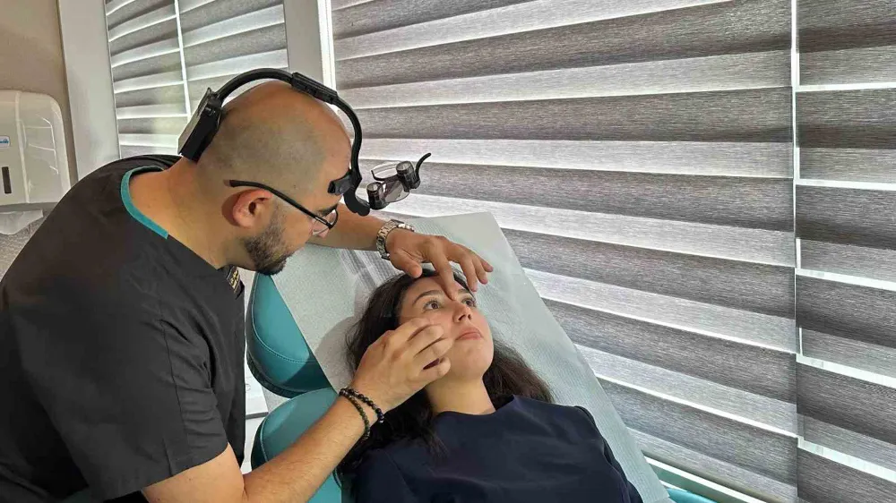 Doç. Dr. Ural: "Yaz aylarında estetik operasyonlarda yaraların daha zor iyileşeceği algısı yanlış"