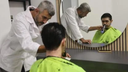 3 yıl sonra duş aldırıldı ve tıraş ettirildi