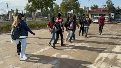 500 bin TL değerinde ziynet hırsızlığı şüpheli 4 şahıs yakalandı