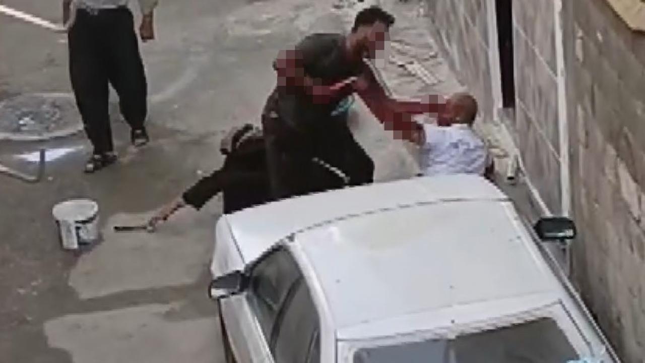 Annesini tekmeleyip ağabeyini bıçaklayarak öldüren şahıs tutuklandı