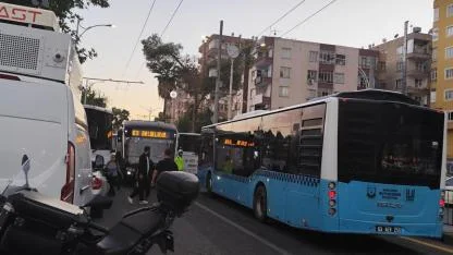 Atatürk Bulvarında eylem: Trafik felç oldu
