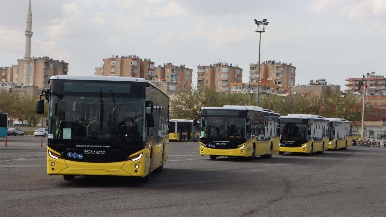 Büyükşehir&#039;in yeni otobüsleri seferlere başladı