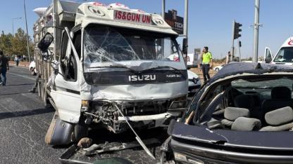 D. Bakır - Şanlıurfa karayolunda feci kaza: 10 yaralı