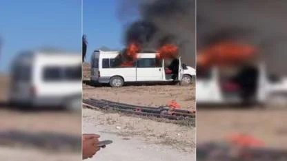 Ekmek parası için gittikleri yerde dolmuşları alevlere teslim oldu