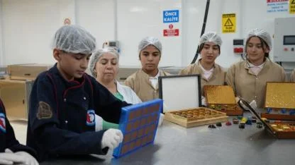 Fabrika gibi okulda çikolata üretiminden yılda 3 milyon TL’lik ciro