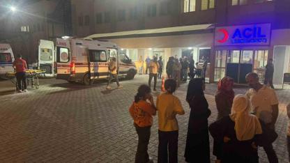 Fıstık işçilerini taşıyan minibüs ile hafif ticari araç çarpıştı: 7 yaralı