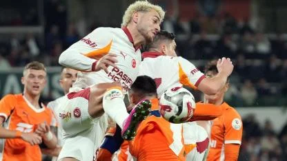 Galatasaray hata yapmadı! Başakşehir'den 3 puanı 2 golle aldı