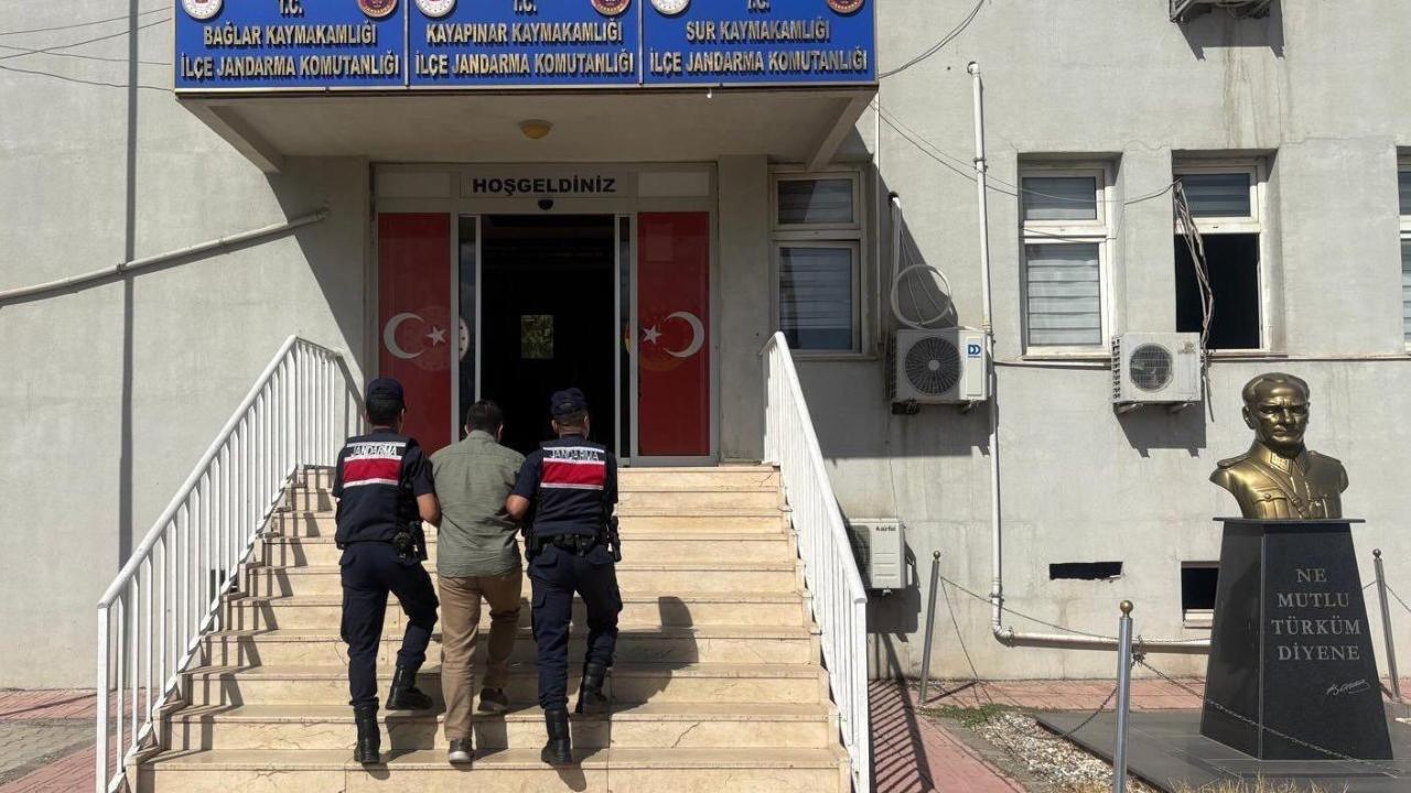 Haklarında kesinleşmiş hapis cezası bulunan 69 kişi yakalandı