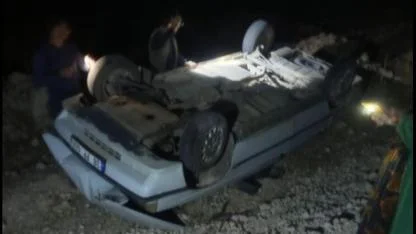 Haliliye’de otomobil takla attı: 2 yaralı