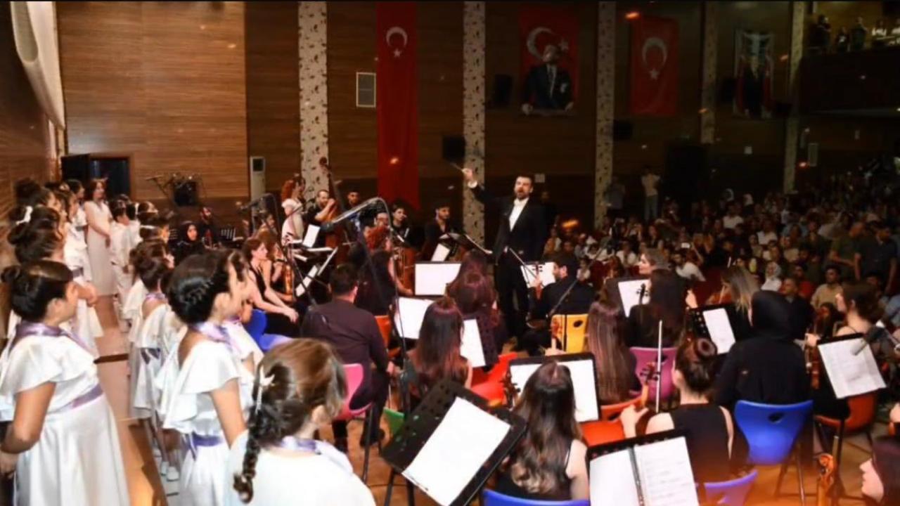 HRÜ’de Çocuk Korosu, yeni dönem kayıtlarını başlattı.