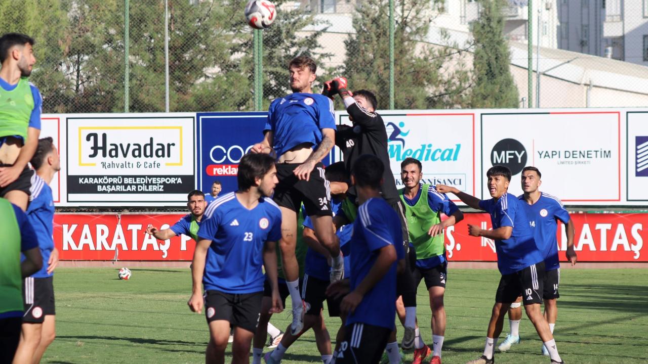 Karaköprü ekibi Diyarbakır&#039;da 3 puanı hedefliyor