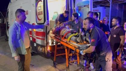 Kontrolden çıkan otomobil şarampole yuvarlandı: 2 ağır yaralı