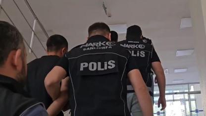 Polisten 17 adrese eş zamanlı baskın: 8 gözaltı (VİDEO)