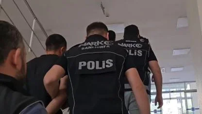 Polisten 17 adrese eş zamanlı baskın: 8 gözaltı (VİDEO)