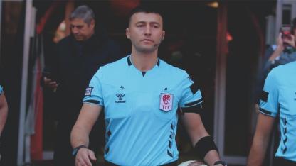 Ankaragücü-Şanlıurfaspor maçı hakeminin gergin maçları
