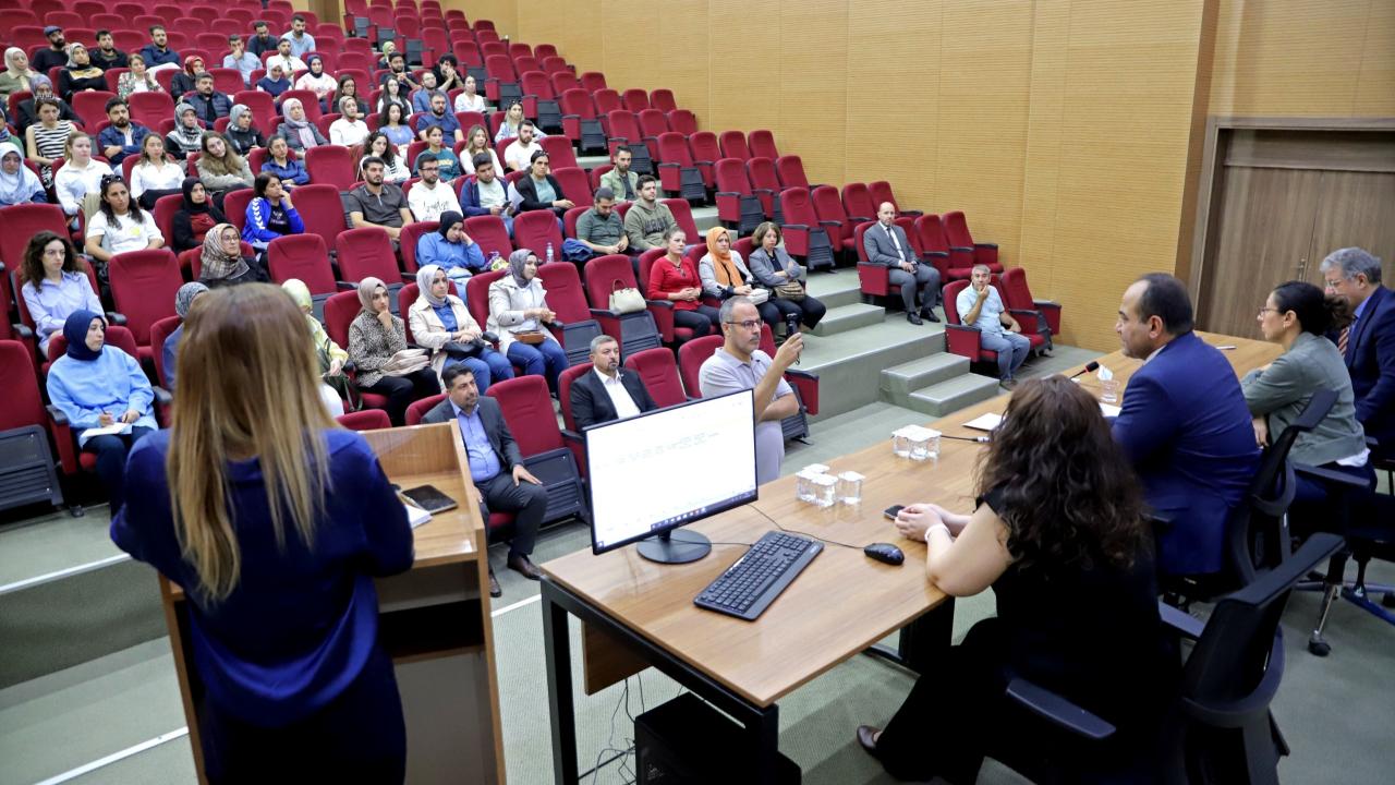 Sağlıklı Gelecek Nesiller İçin Bağışıklama Paneli Gerçekleştirildi
