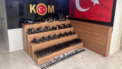 Şanlıurfa’da 37 tabanca ele geçirildi: 3 gözaltı