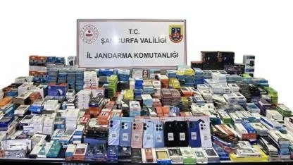Şanlıurfa’da jandarma, telefon kaçakçılarına geçit vermedi