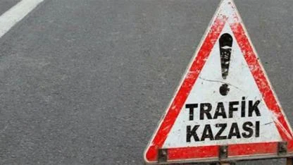 Şanlıurfa’da otomobil istinat duvarına çarptı: 5 yaralı