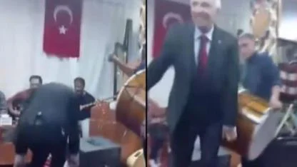 Sıra gecesinde eğlenirken kalbine yenildi