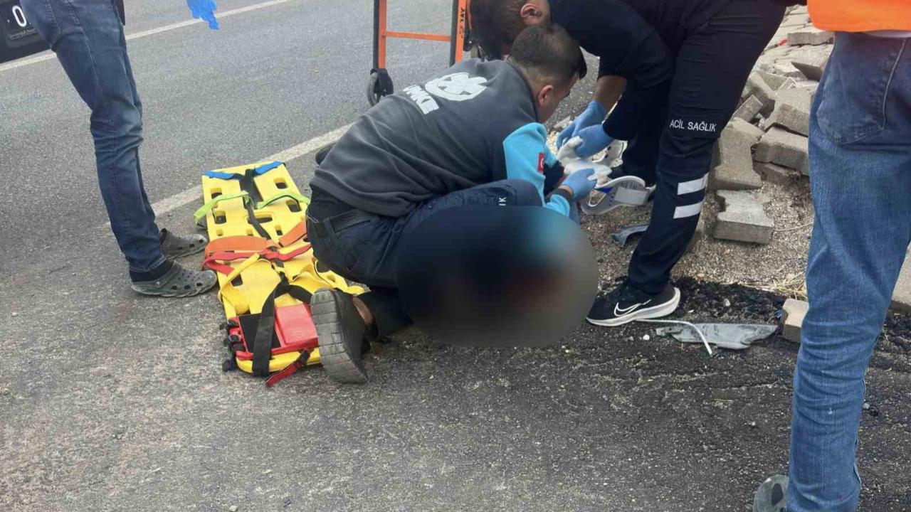 Tır ile motosiklet çarpıştı: 1 ölü