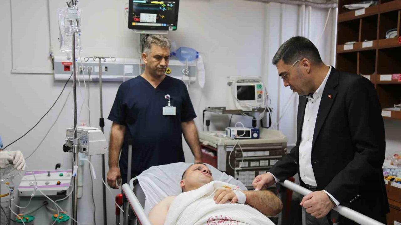 Urfa'da Nöbet tutan polise bıçaklı saldırı