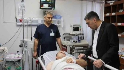 Urfa'da Nöbet tutan polise bıçaklı saldırı