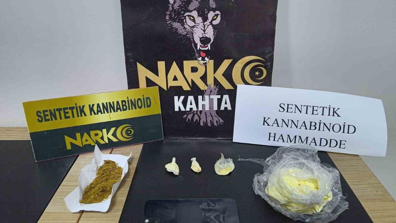 Uyuşturucu operasyonlarında 12 şahıs tutuklandı