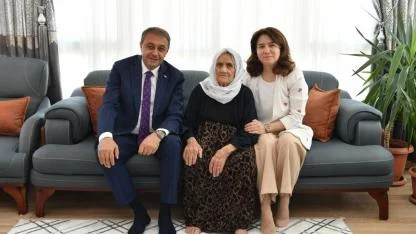 Vali Şıldak ve eşi, ziyaretlerini sürdürüyor