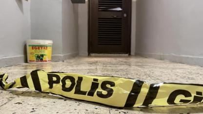 Annesi ve ağabeyini öldüren şahısla ilgili şok gelişme: Halüsinasyonlar görüp kızları tehdit etmiş