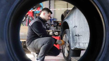 Ceza yemek istemeyen sürücüler dikkat: Zorunlu kış lastiği uygulaması başladı