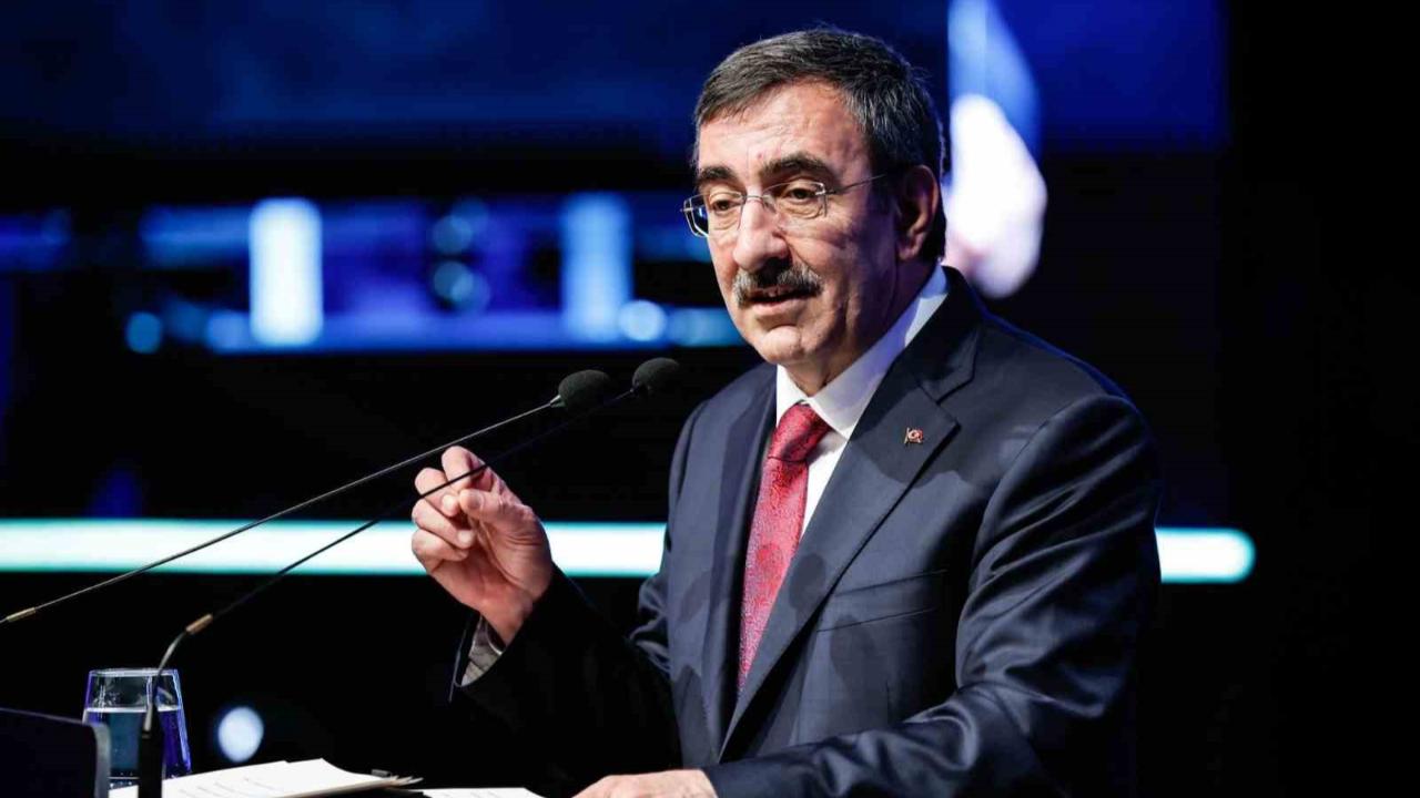 Cumhurbaşkanı Yardımcısından evlenecek çiftlere müjde