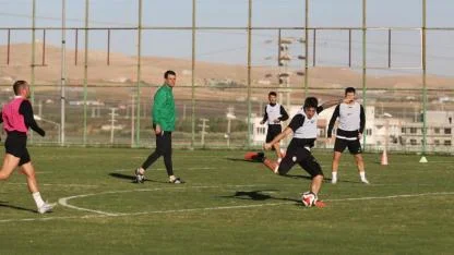 Dersimiz Altınordu!