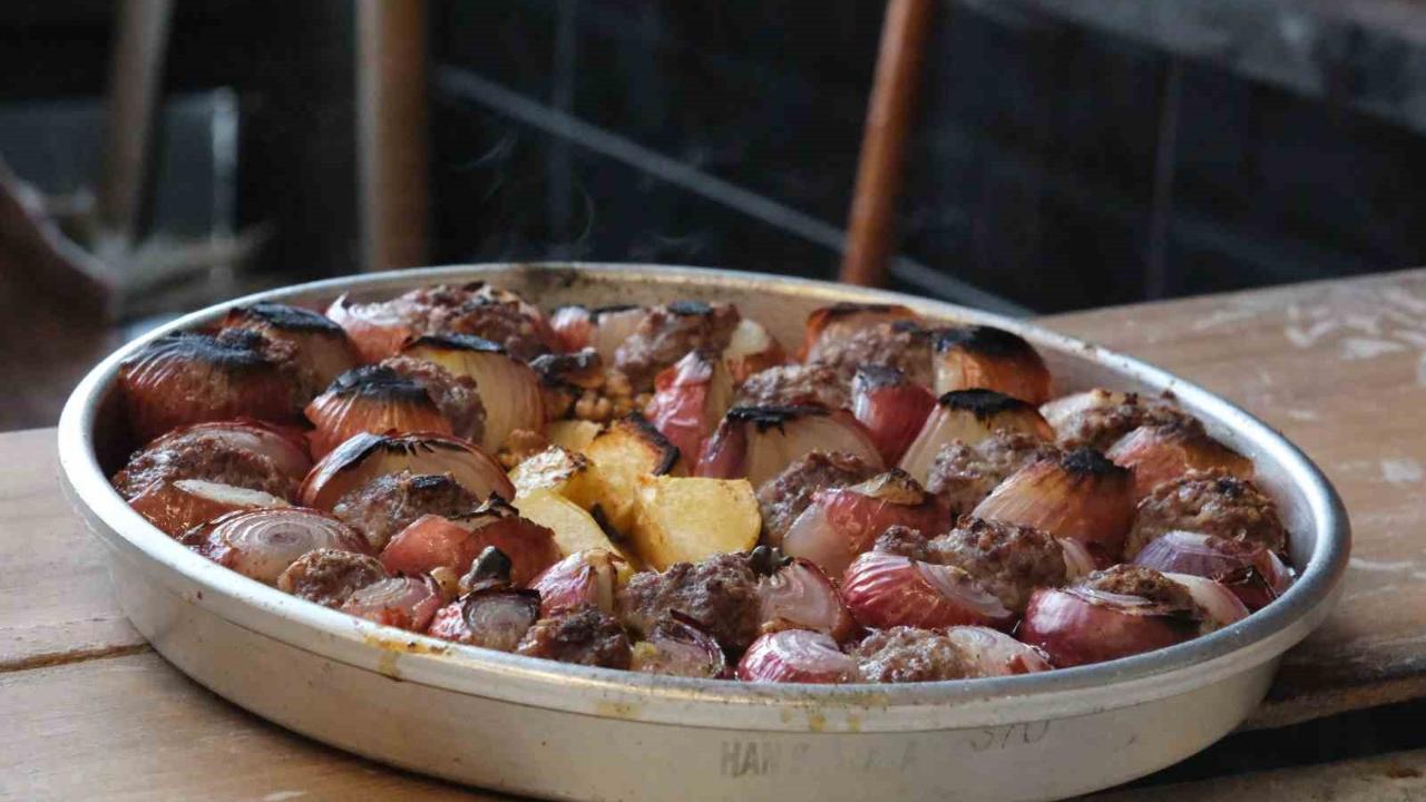 Doğal antibiyotik soğan kebabı