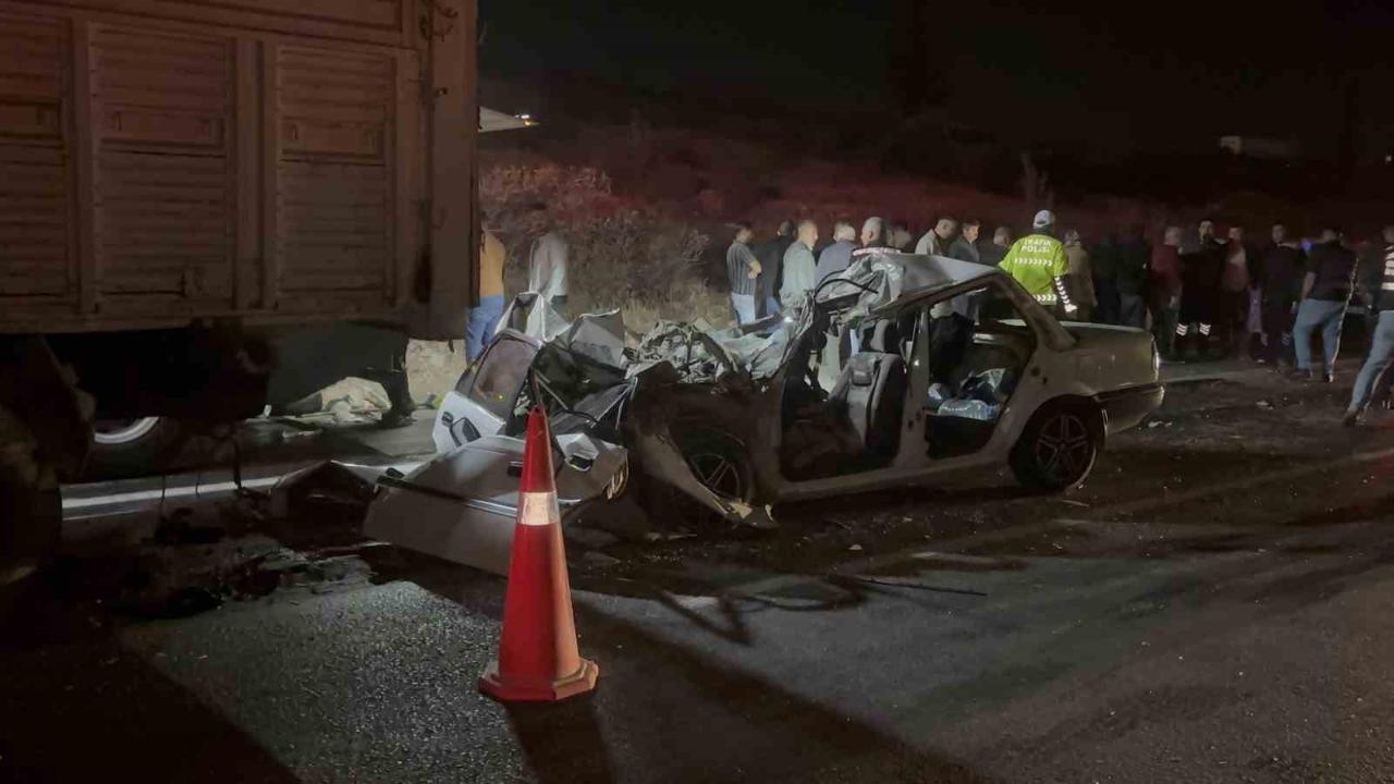 Feci kaza, Umreden dönen yakınlarını karşılamaya giderken olmuş